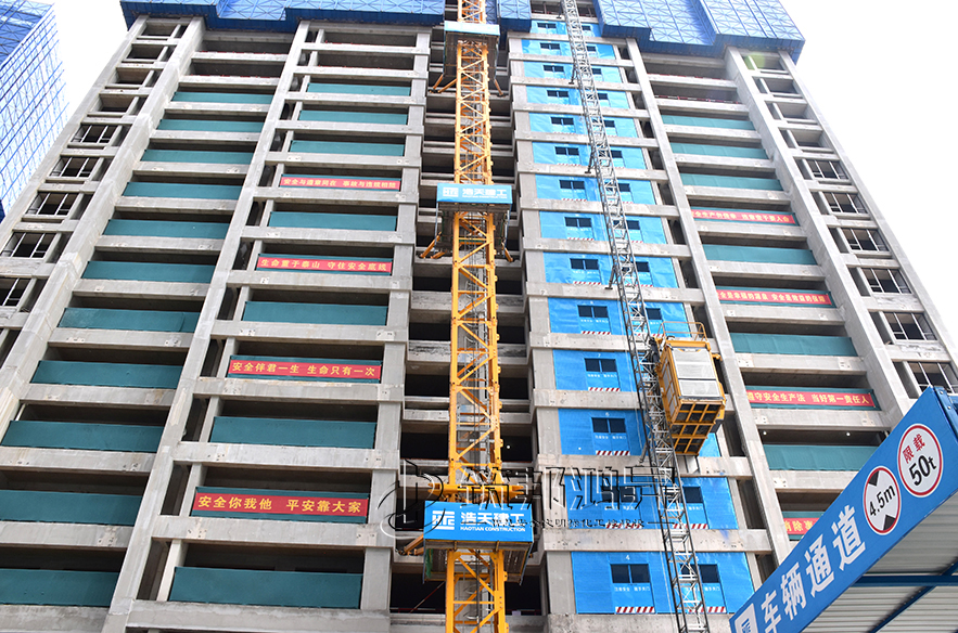 施工電梯樓層防護(hù)門(mén)